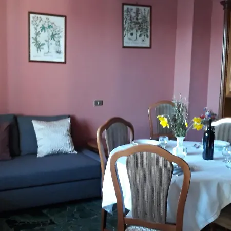 Apartman Casa Ai Castelli *